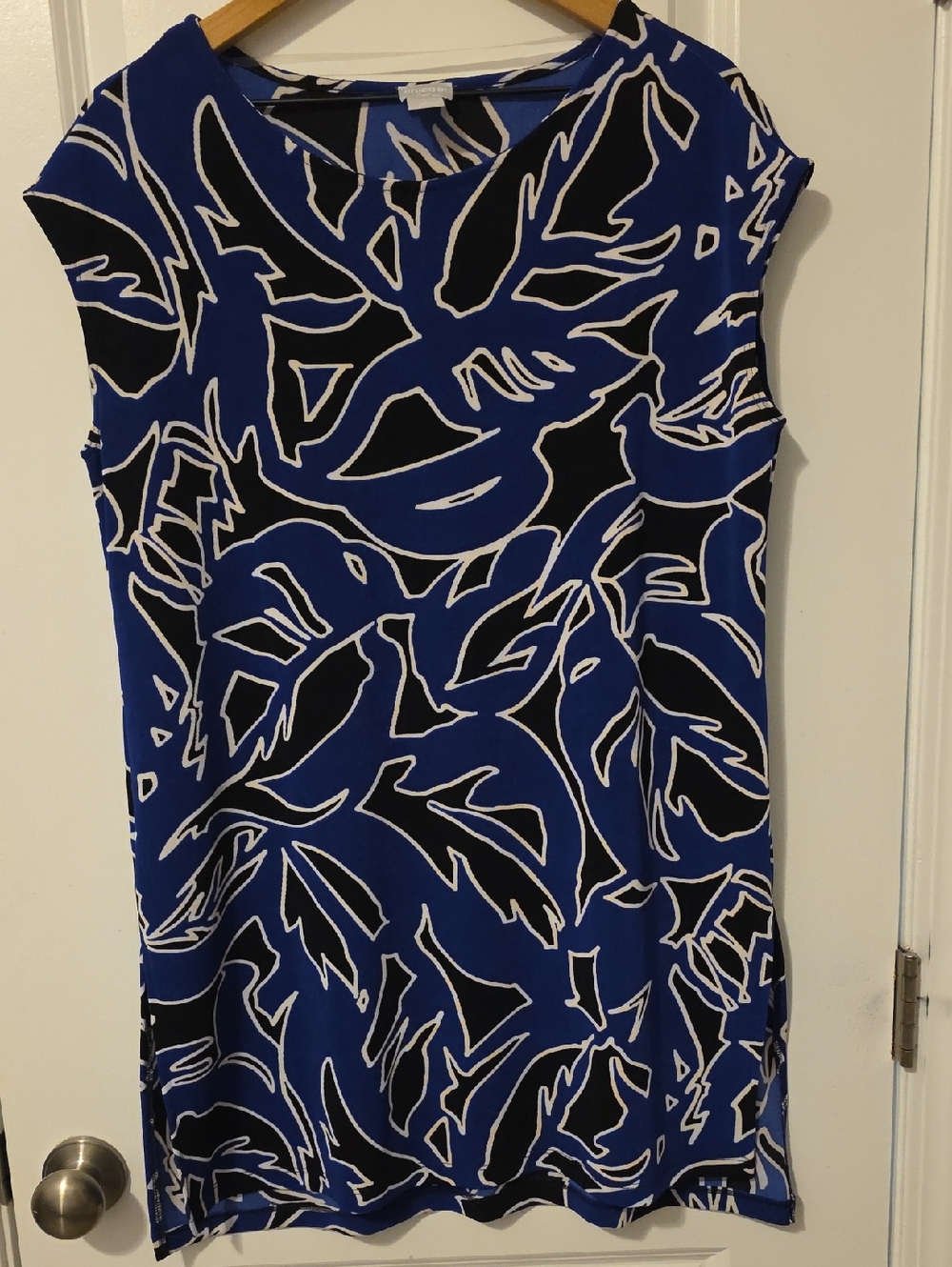 Chico's Travelers Tunic Shell Size 2 Or Large